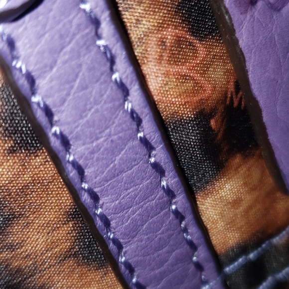 B. Makowsky Leather Crossbody Bag beautiful purple - Picture 5 of 7